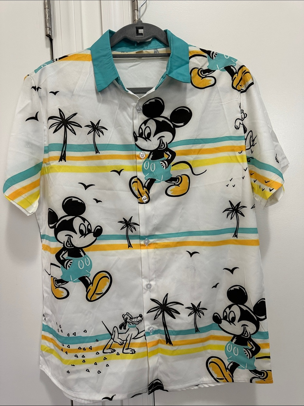 Men's White Cartoon Print Short-Sleeve Button Shirt with Teal Collar